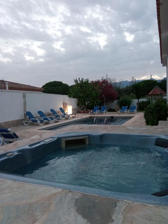 Apartamentos Y Habitaciones Kai Marbella (Adults Only) מראה חיצוני תמונה